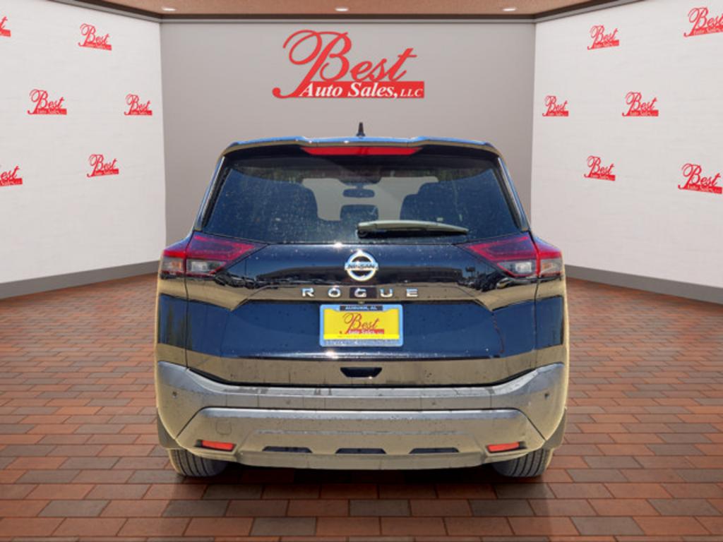 2021 Nissan Rogue - $17,999