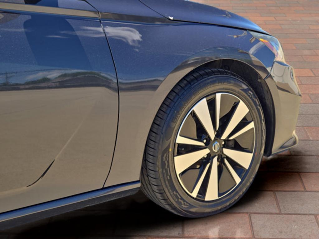 2019 Nissan Altima - $19,999