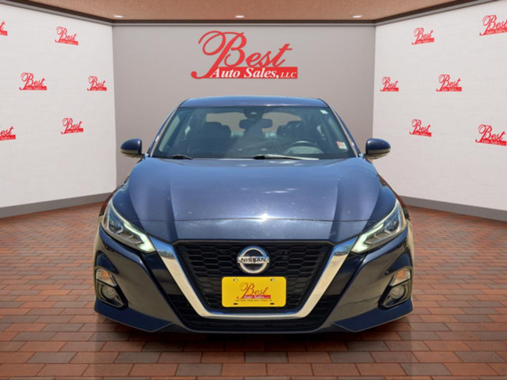 2019 Nissan Altima - $19,999