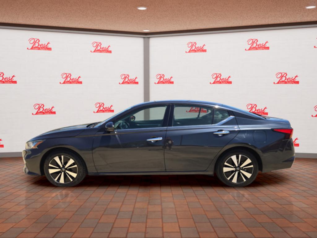 2019 Nissan Altima - $19,999