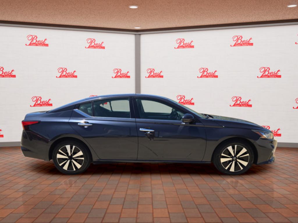 2019 Nissan Altima - $19,999