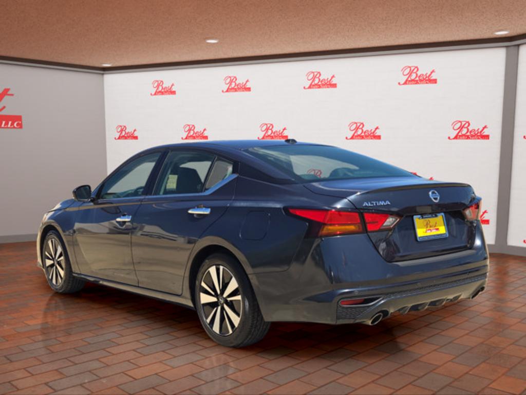 2019 Nissan Altima - $19,999