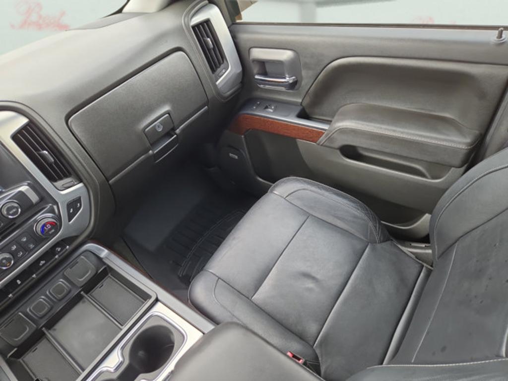 2017 GMC Sierra - $31,999