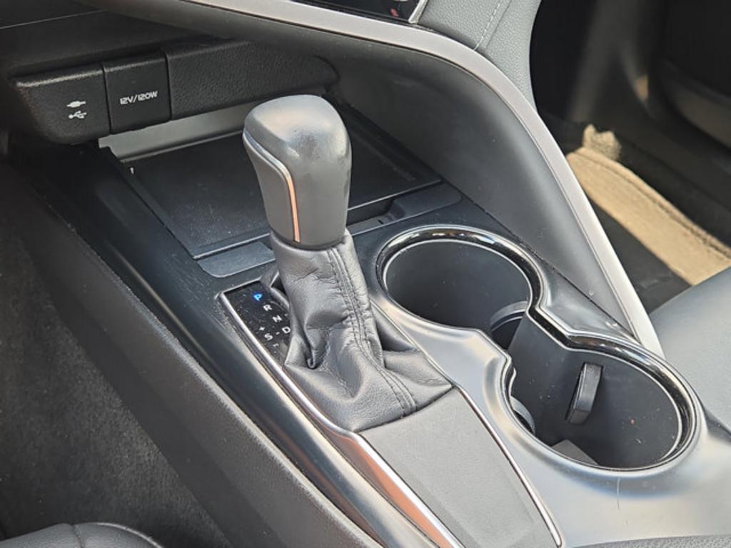 2018 Toyota Camry - $21,999