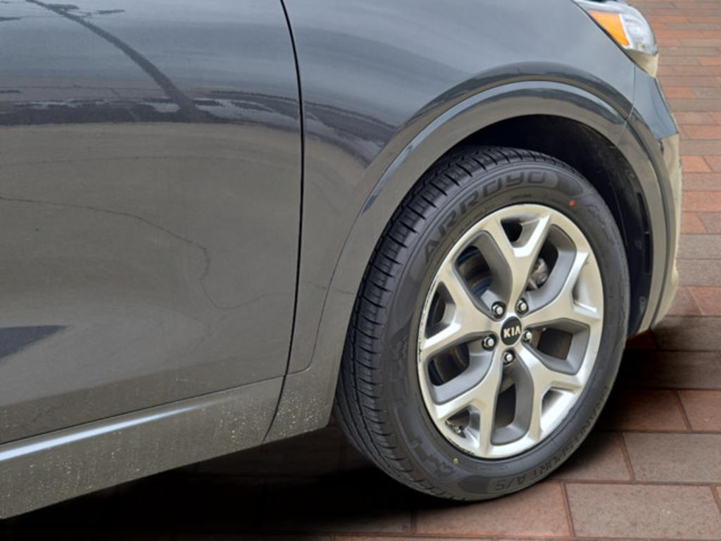 2020 Kia Sorento - $20,999