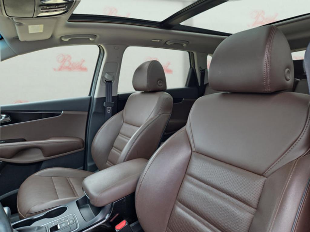 2020 Kia Sorento - $20,999