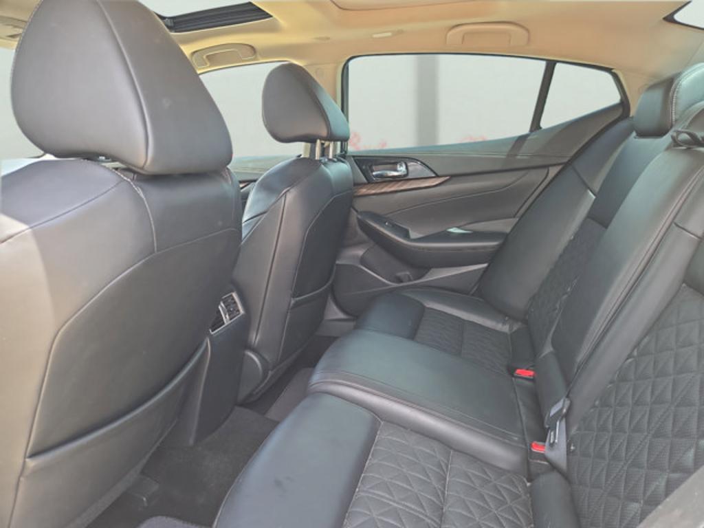 2017 Nissan Maxima - $21,500