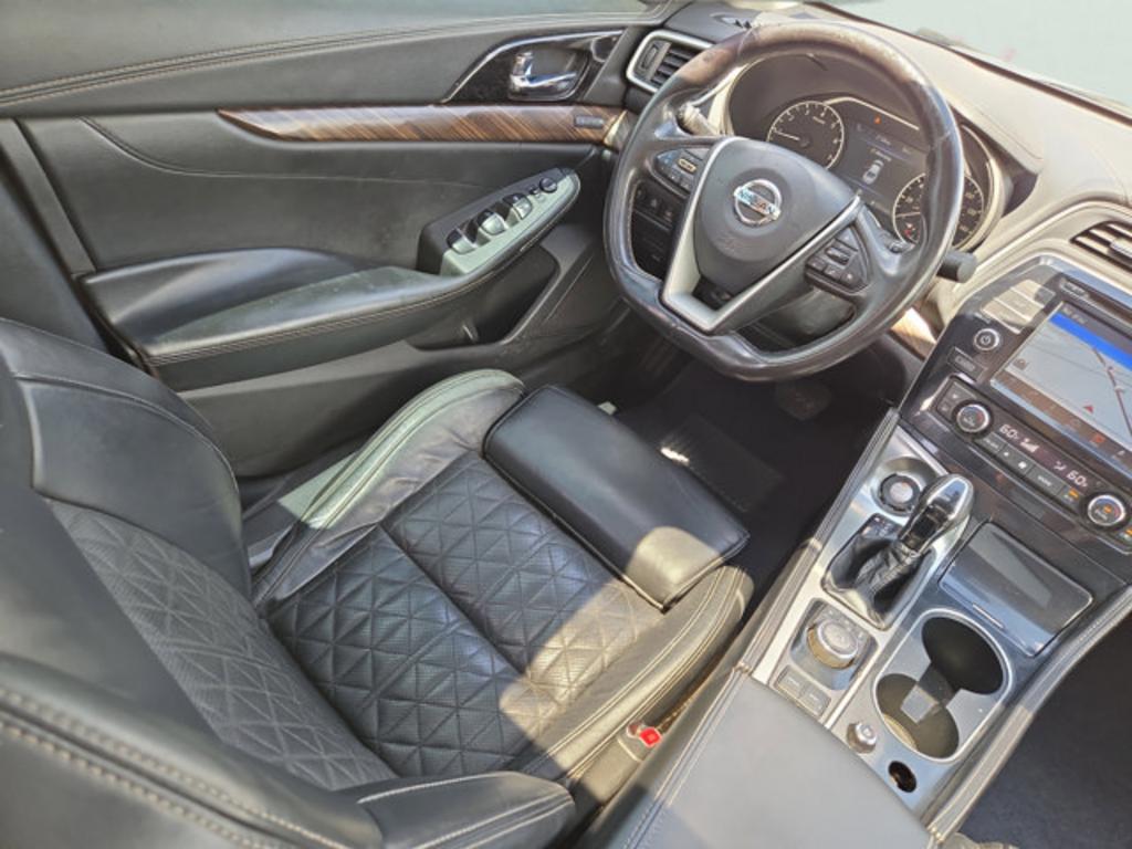 2017 Nissan Maxima - $21,500
