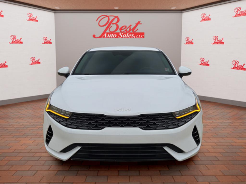 2022 Kia K5 - $21,999