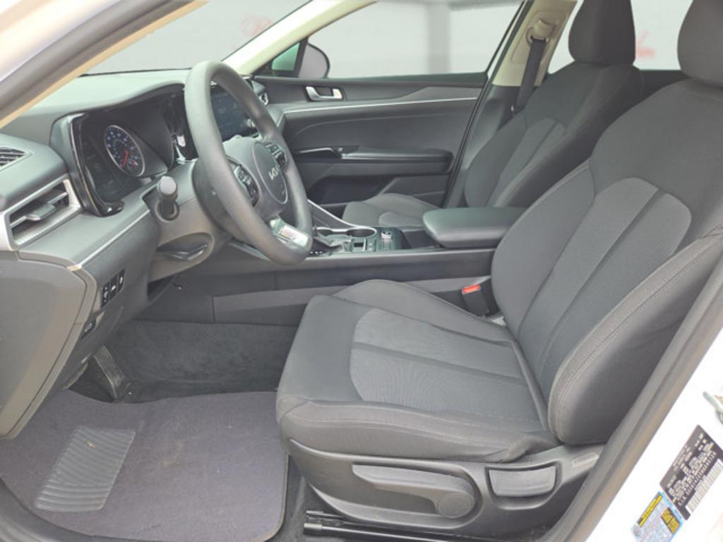 2022 Kia K5 - $21,999