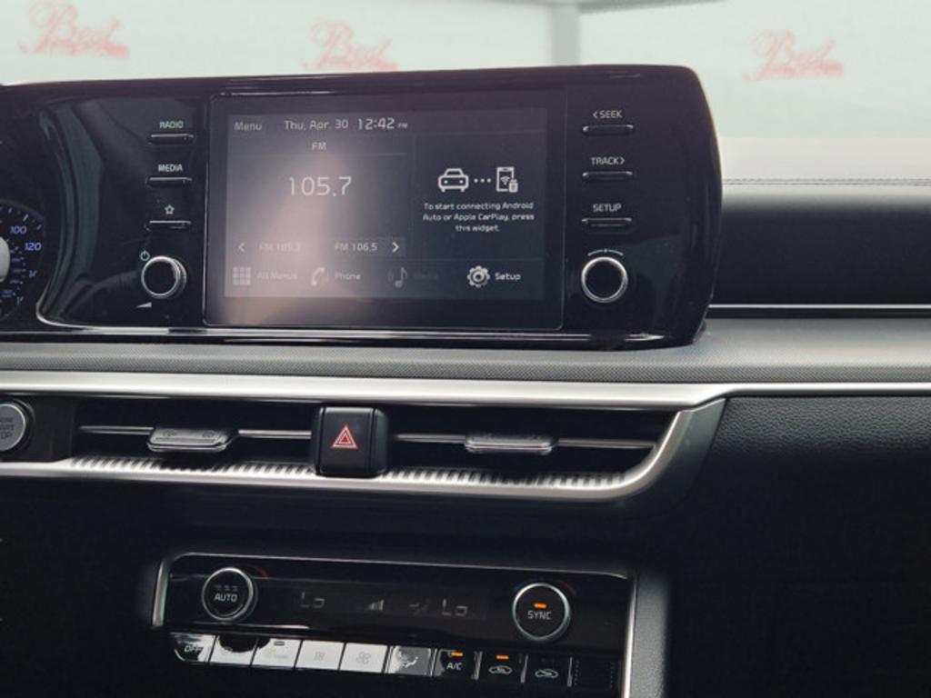 2022 Kia K5 - $21,999
