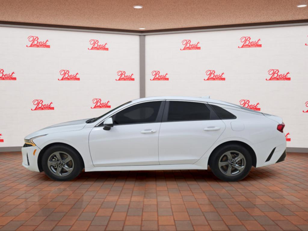2022 Kia K5 - $21,999
