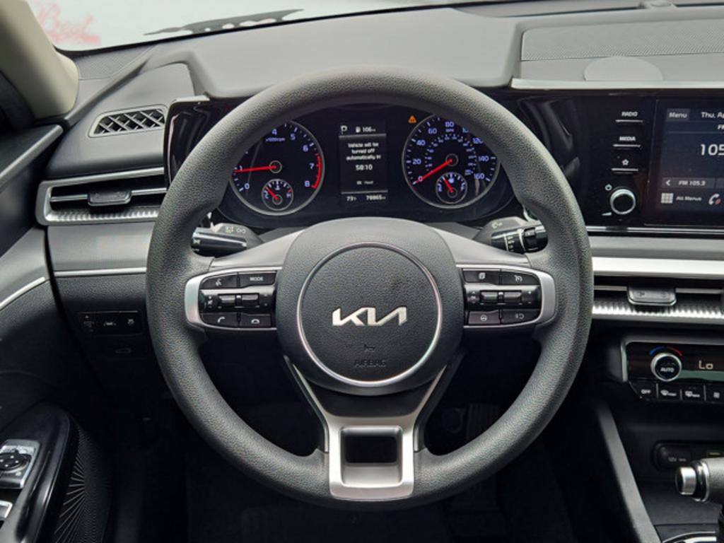2022 Kia K5 - $21,999