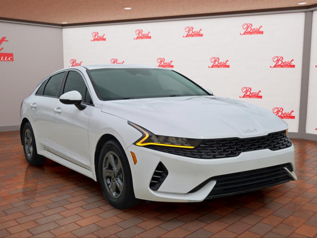 2022 Kia K5 - $21,999