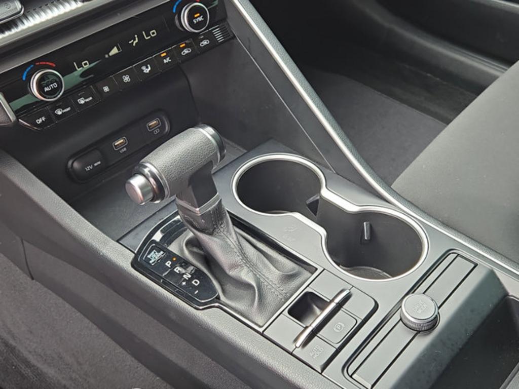 2022 Kia K5 - $21,999
