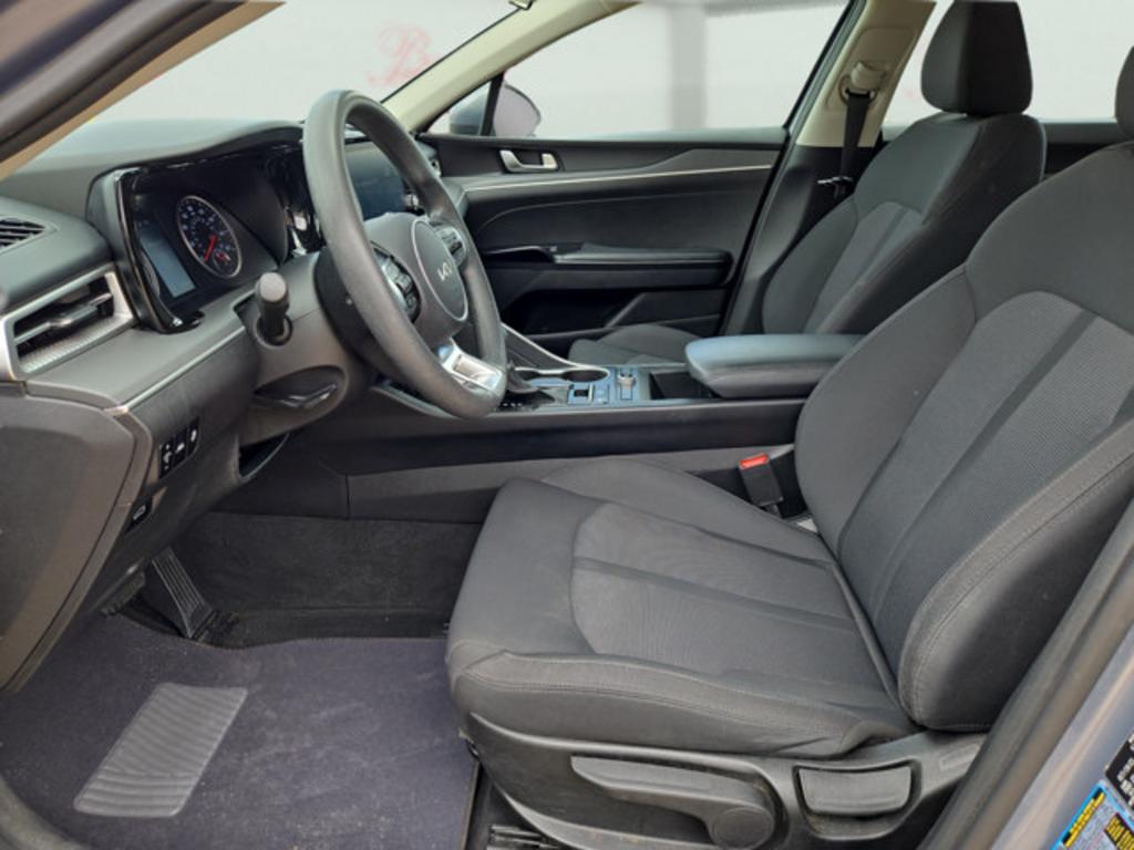 2022 Kia K5 - $22,999