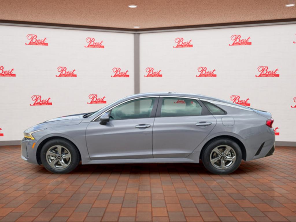 2022 Kia K5 - $22,999
