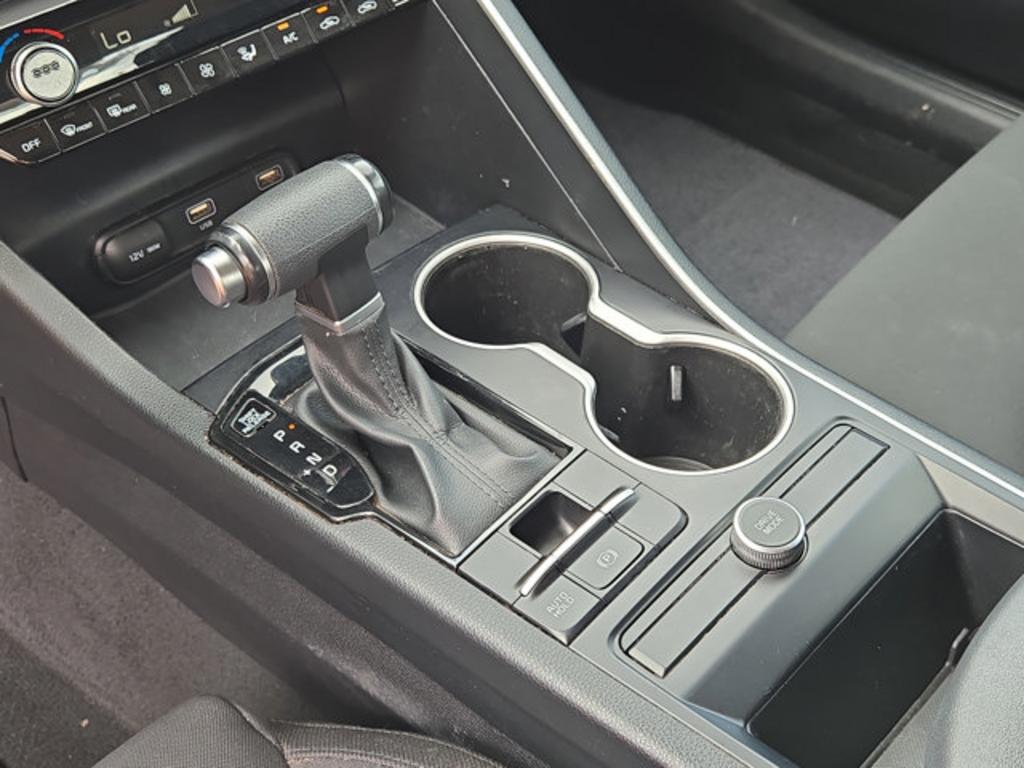 2022 Kia K5 - $22,999