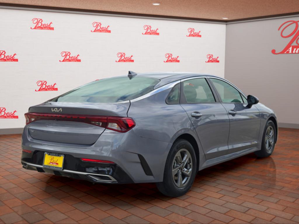 2022 Kia K5 - $22,999