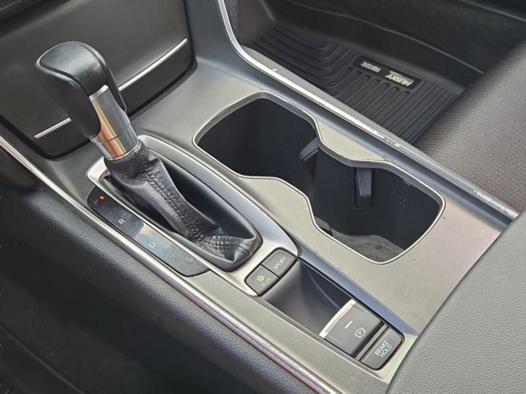2020 Honda Accord - $22,999