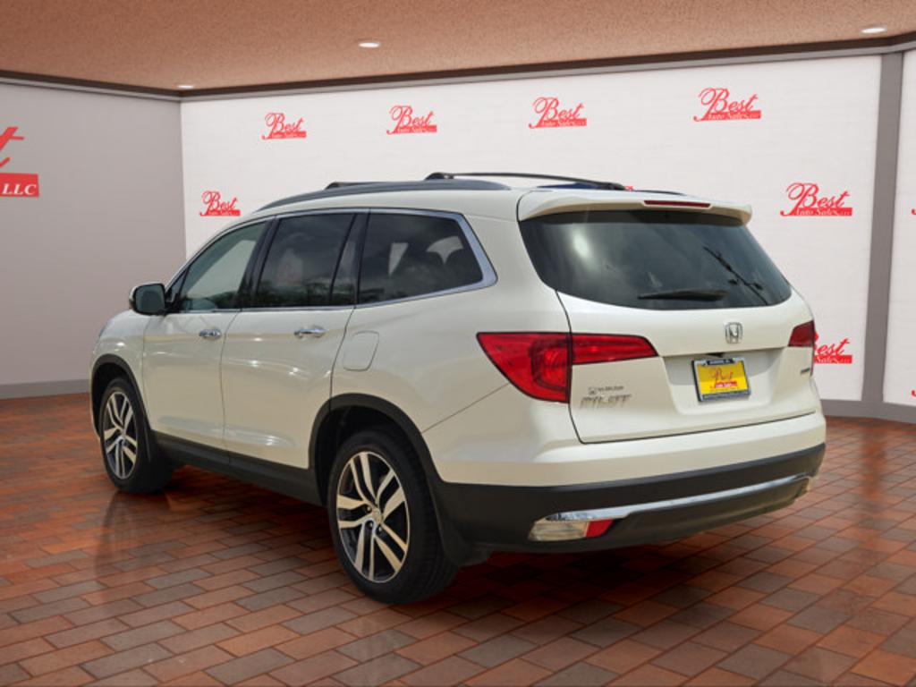 2016 Honda Pilot - $20,999