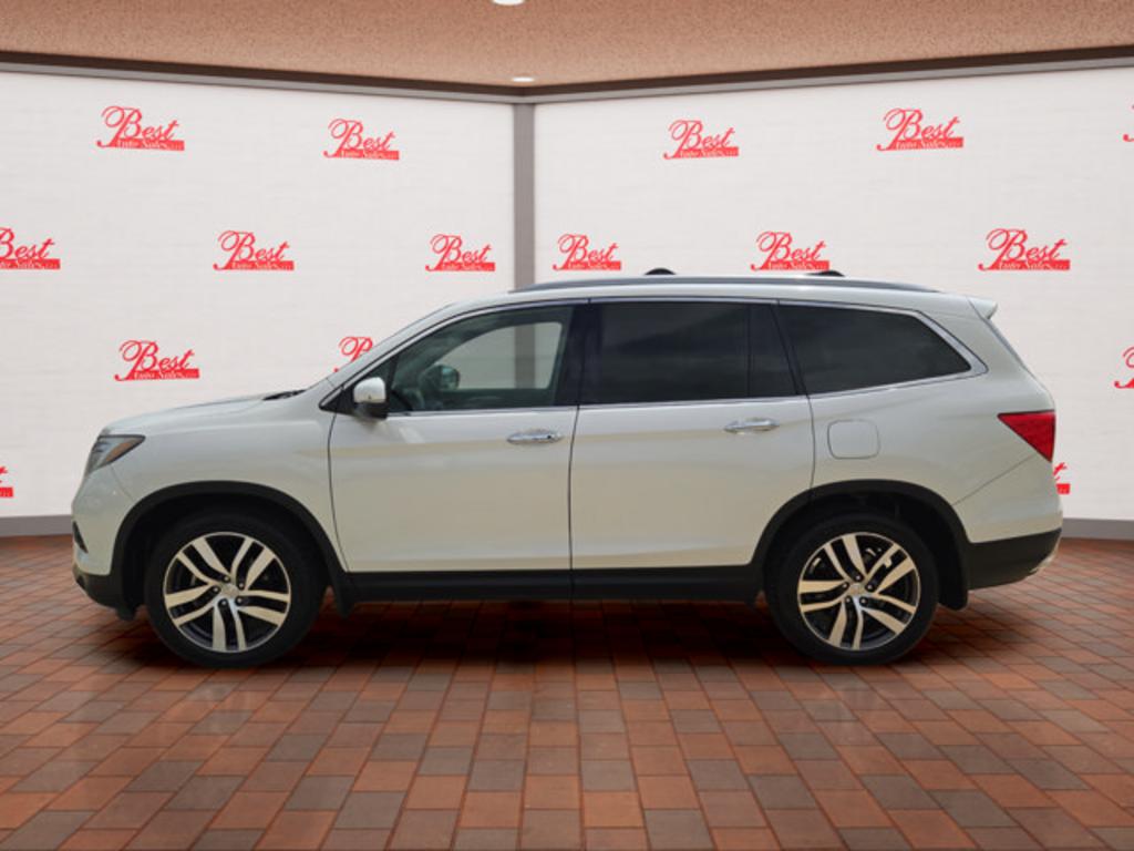 2016 Honda Pilot - $20,999