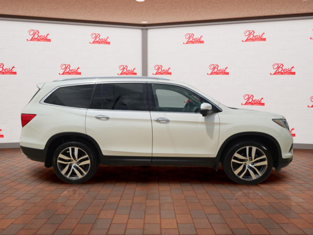 2016 Honda Pilot - $20,999