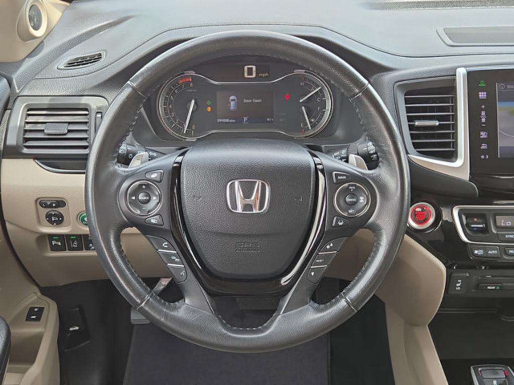 2016 Honda Pilot - $20,999