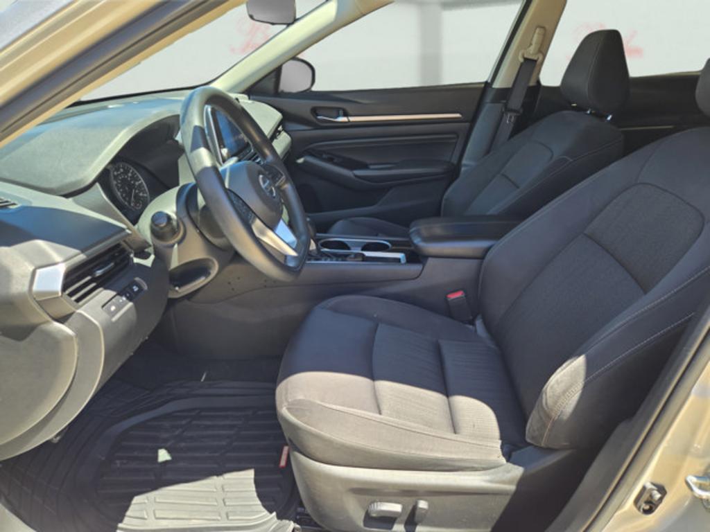2021 Nissan Altima - $19,999