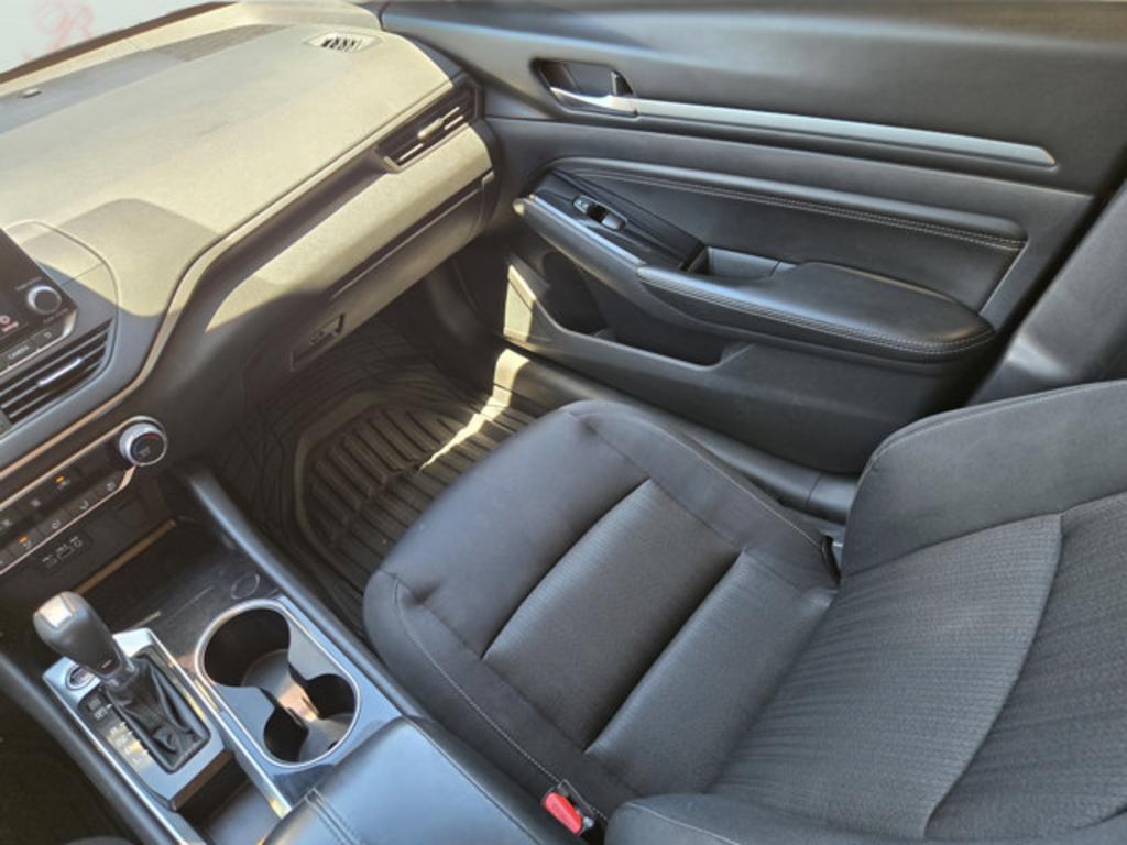 2021 Nissan Altima - $19,999