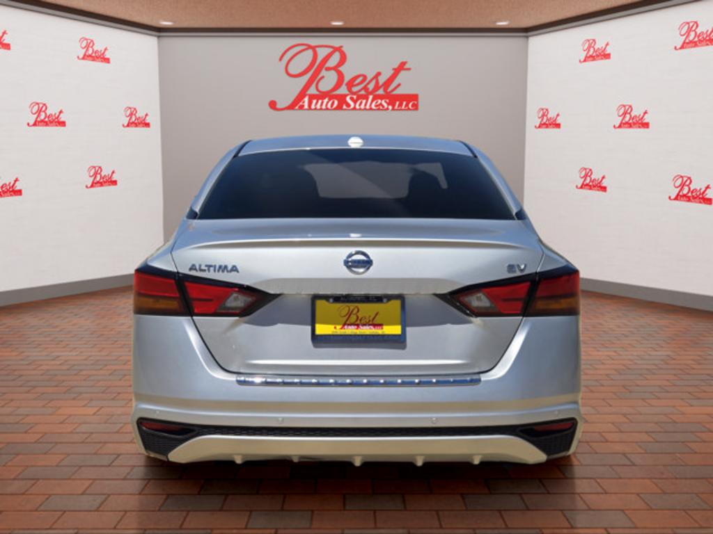 2021 Nissan Altima - $19,999