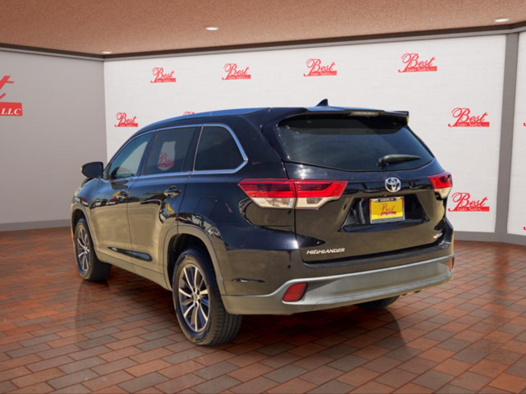 2019 Toyota Highlander - $23,999