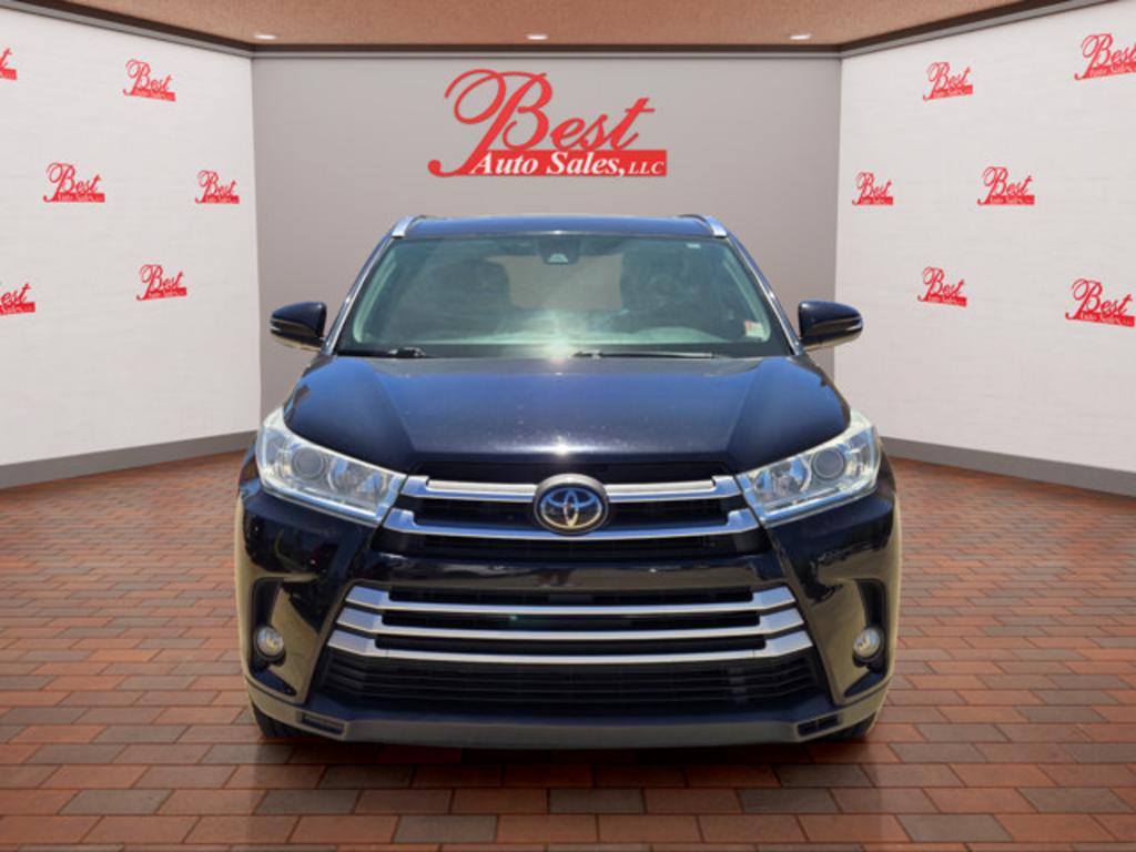 2019 Toyota Highlander - $23,999