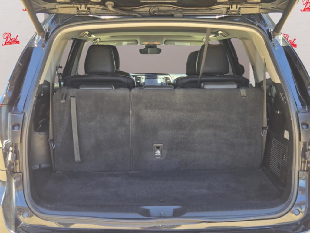 2019 Toyota Highlander - $23,999