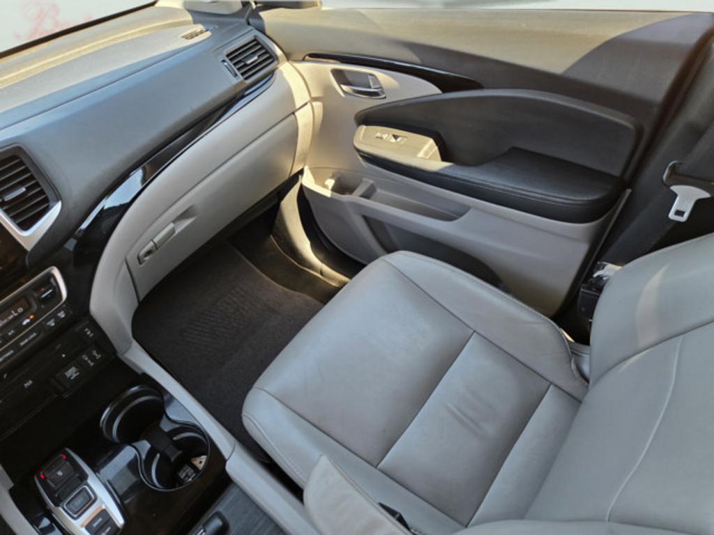 2018 Honda Pilot - $20,999