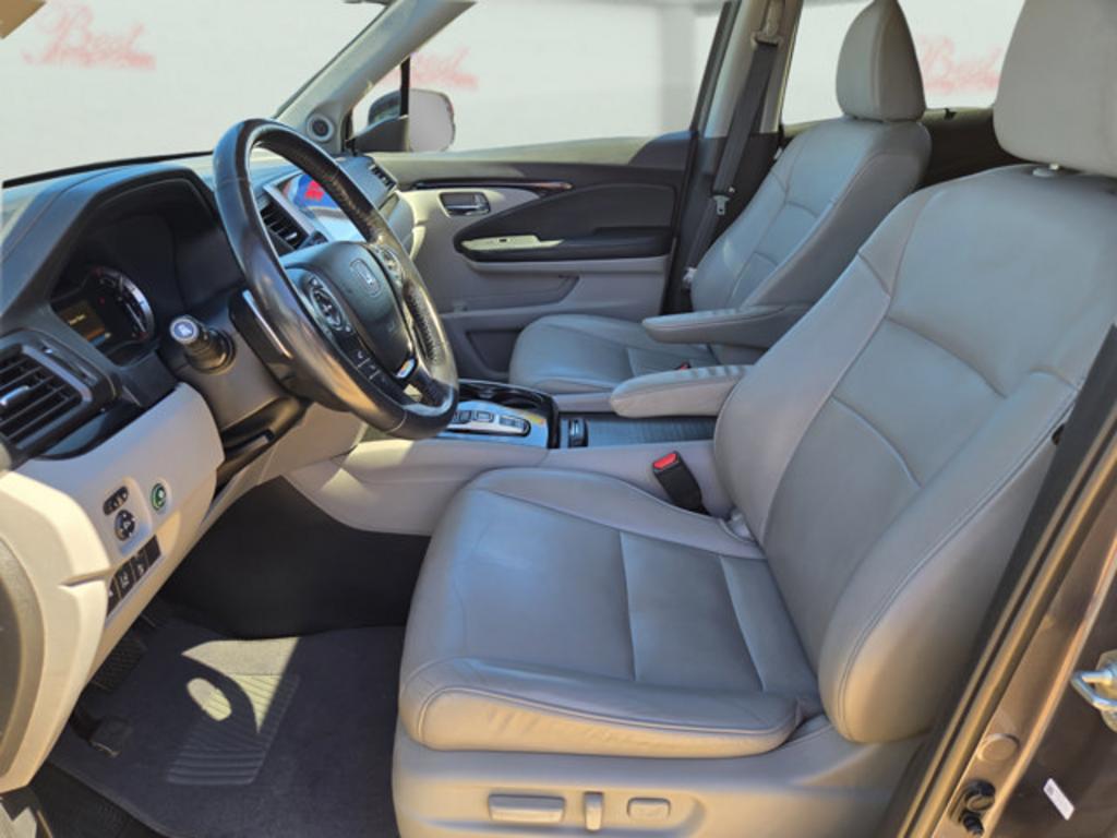 2018 Honda Pilot - $20,999