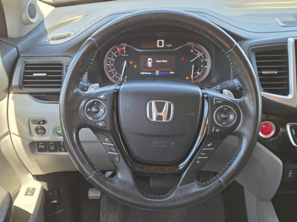 2018 Honda Pilot - $20,999
