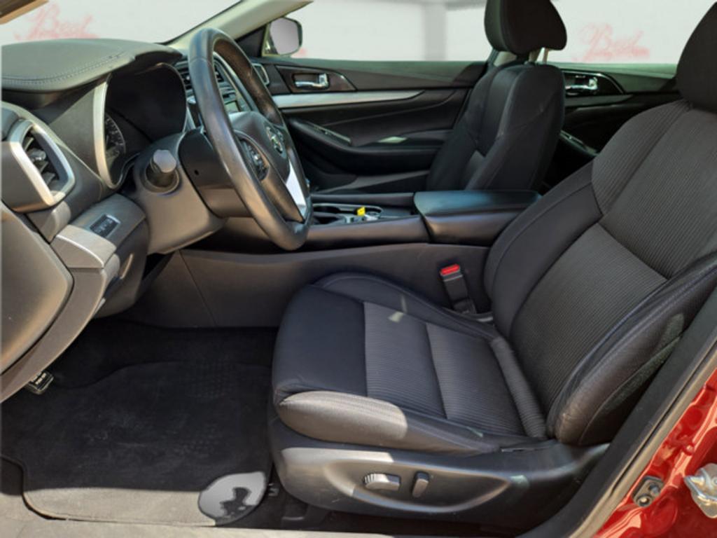 2017 Nissan Maxima - $16,500