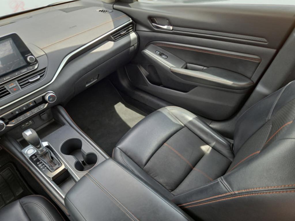 2019 Nissan Altima - $17,999