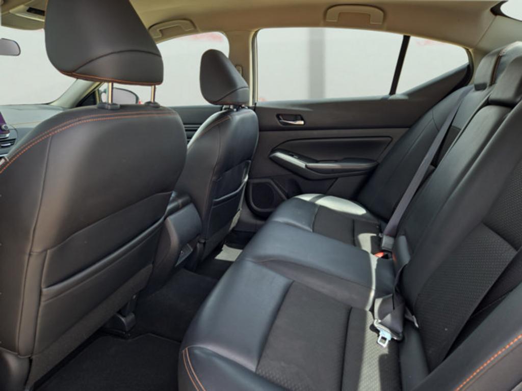 2019 Nissan Altima - $17,999