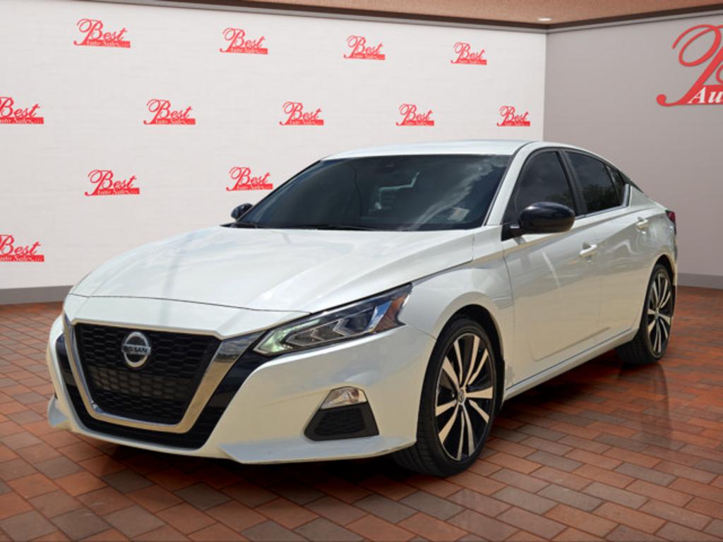 2021 Nissan Altima - $21,999