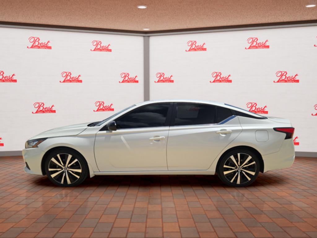 2021 Nissan Altima - $21,999