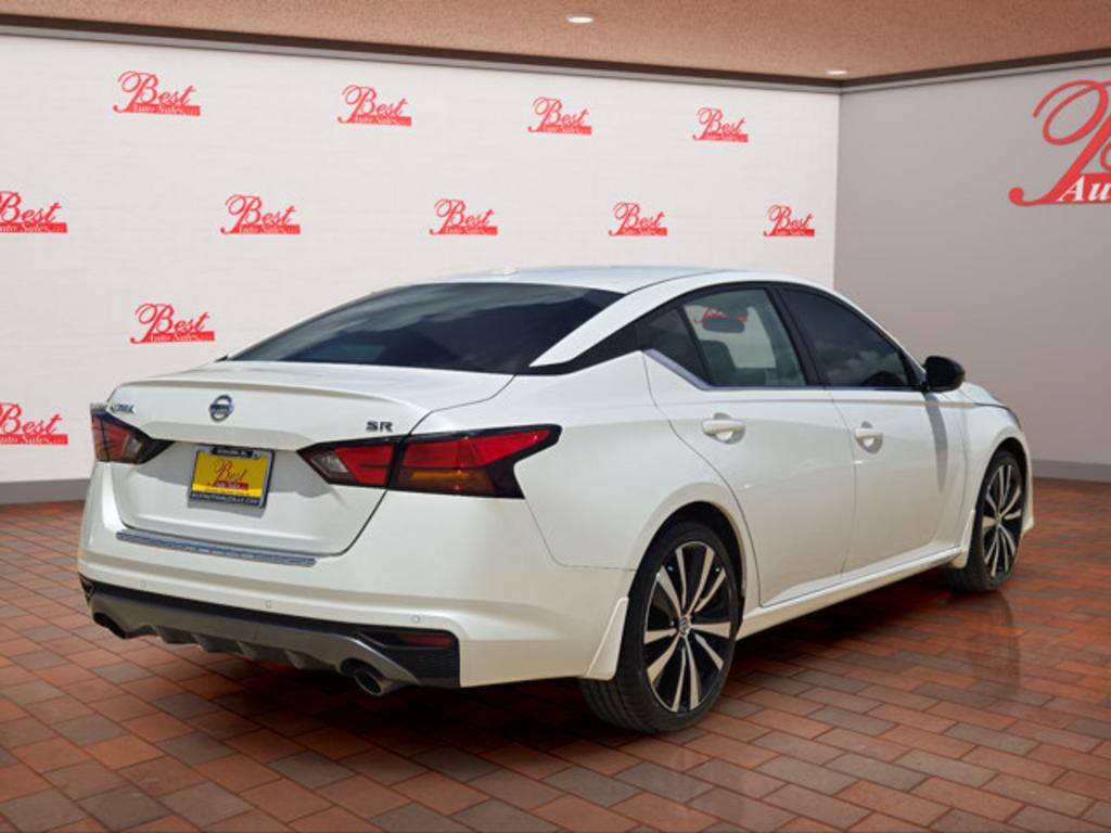 2021 Nissan Altima - $21,999