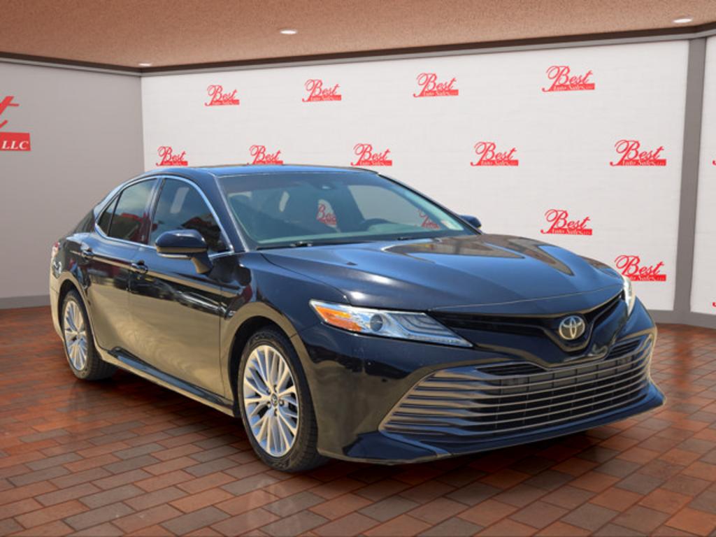 2018 Toyota Camry - $22,999