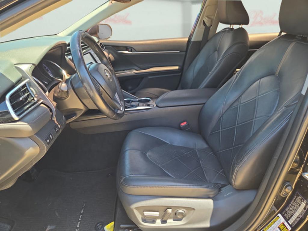 2018 Toyota Camry - $22,999