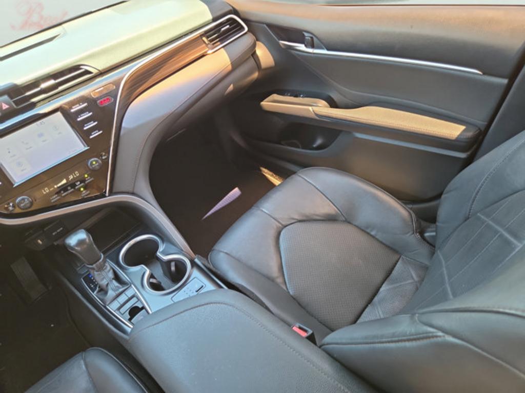 2018 Toyota Camry - $22,999