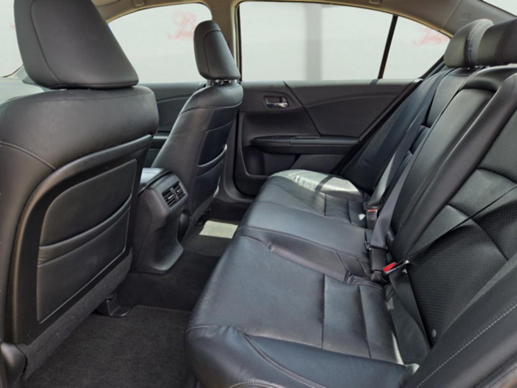 2017 Honda Accord - $19,999