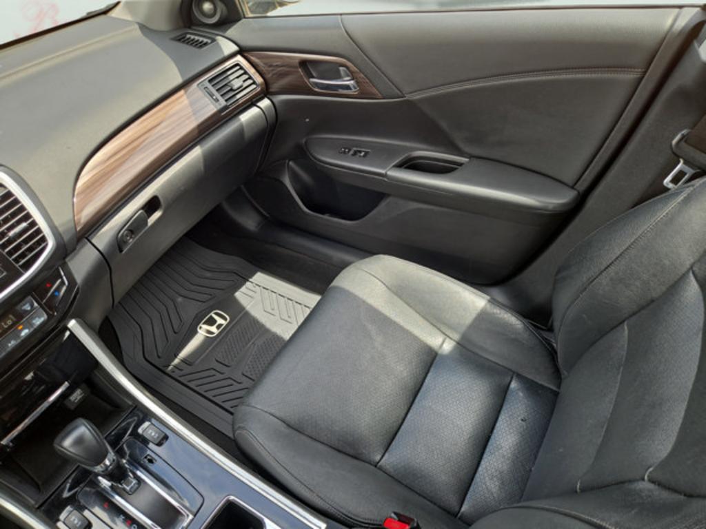 2017 Honda Accord - $19,999