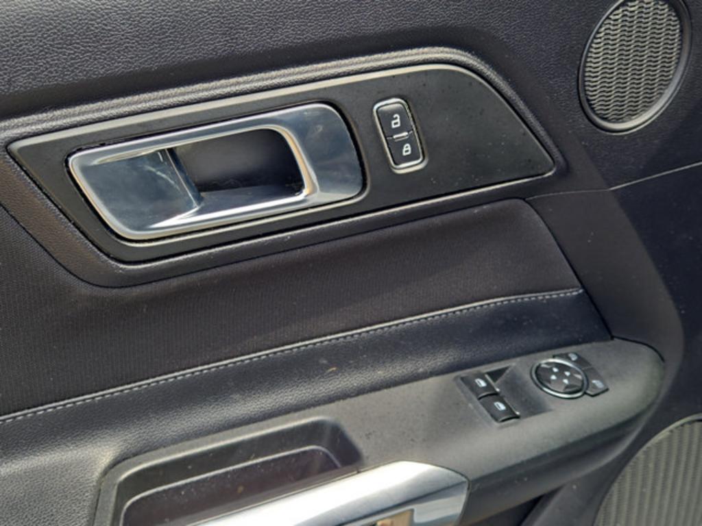 2019 Ford Mustang - $21,999