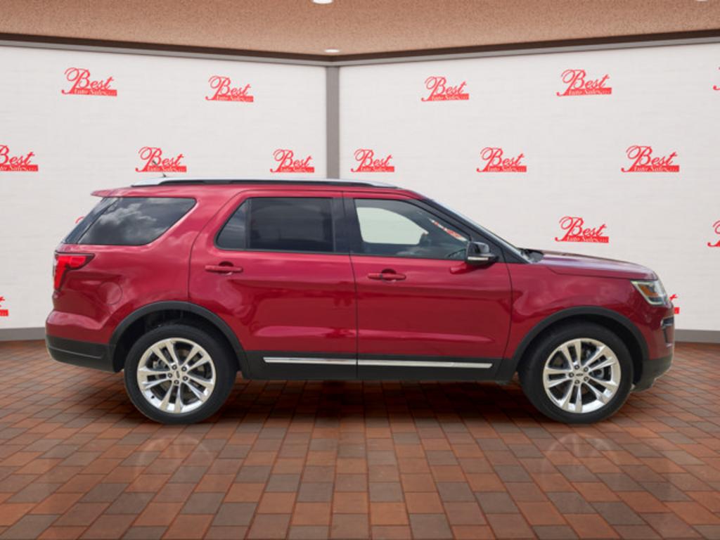 2018 Ford Explorer - $19,999